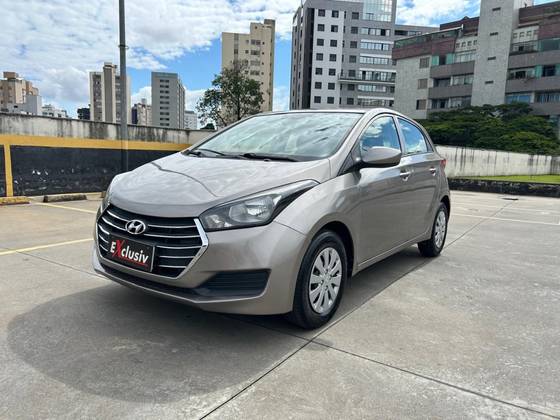 HYUNDAI HB20 1.0 COMFORT PLUS 12V FLEX 4P MANUAL